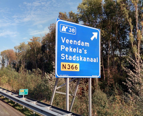 Veendam bewegwijzering afslag 38 naar Veendam en Pekela's en Stadskanaal N366